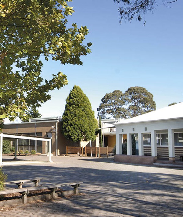 Keilor Downs College